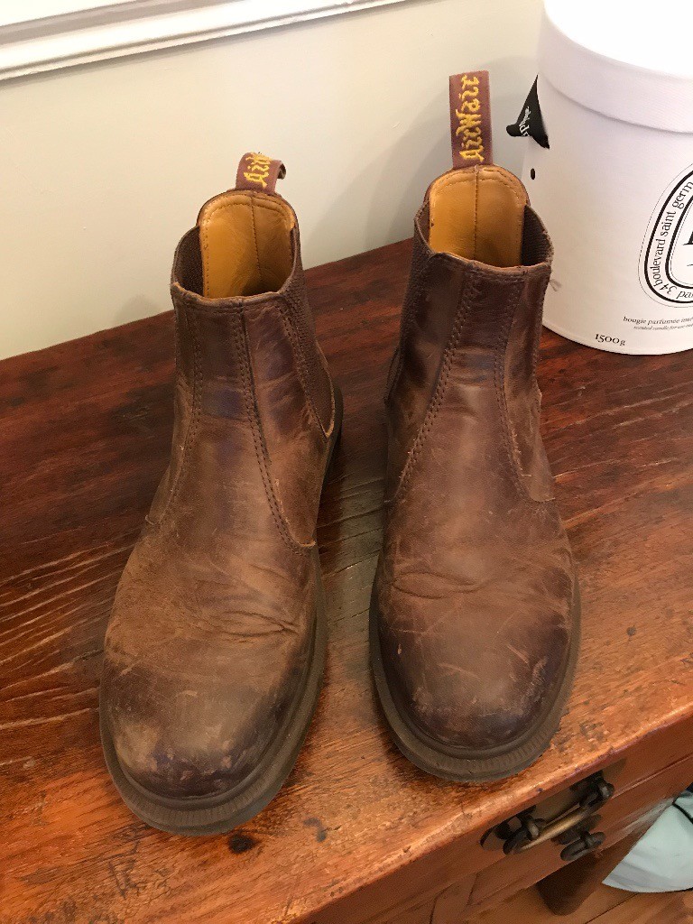 doc martens crazy horse 2976
